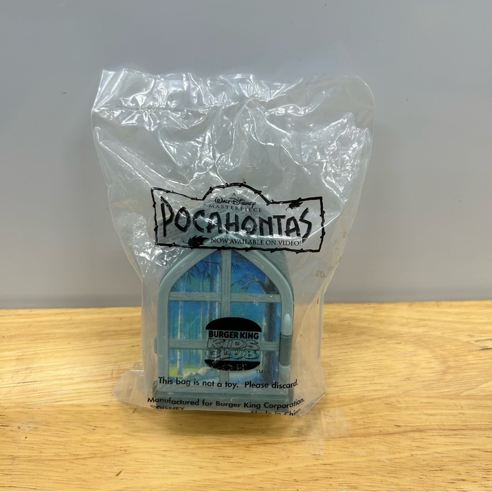 Burger King Pocahontas Hide & Seek Finger Puppet Toy Governor Radcliffe 1996 NEW